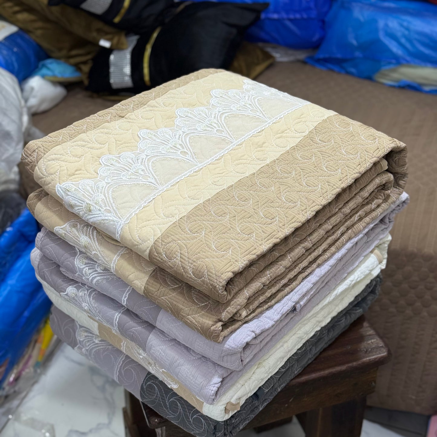 Luxury Cotton Bedspread (8x8)