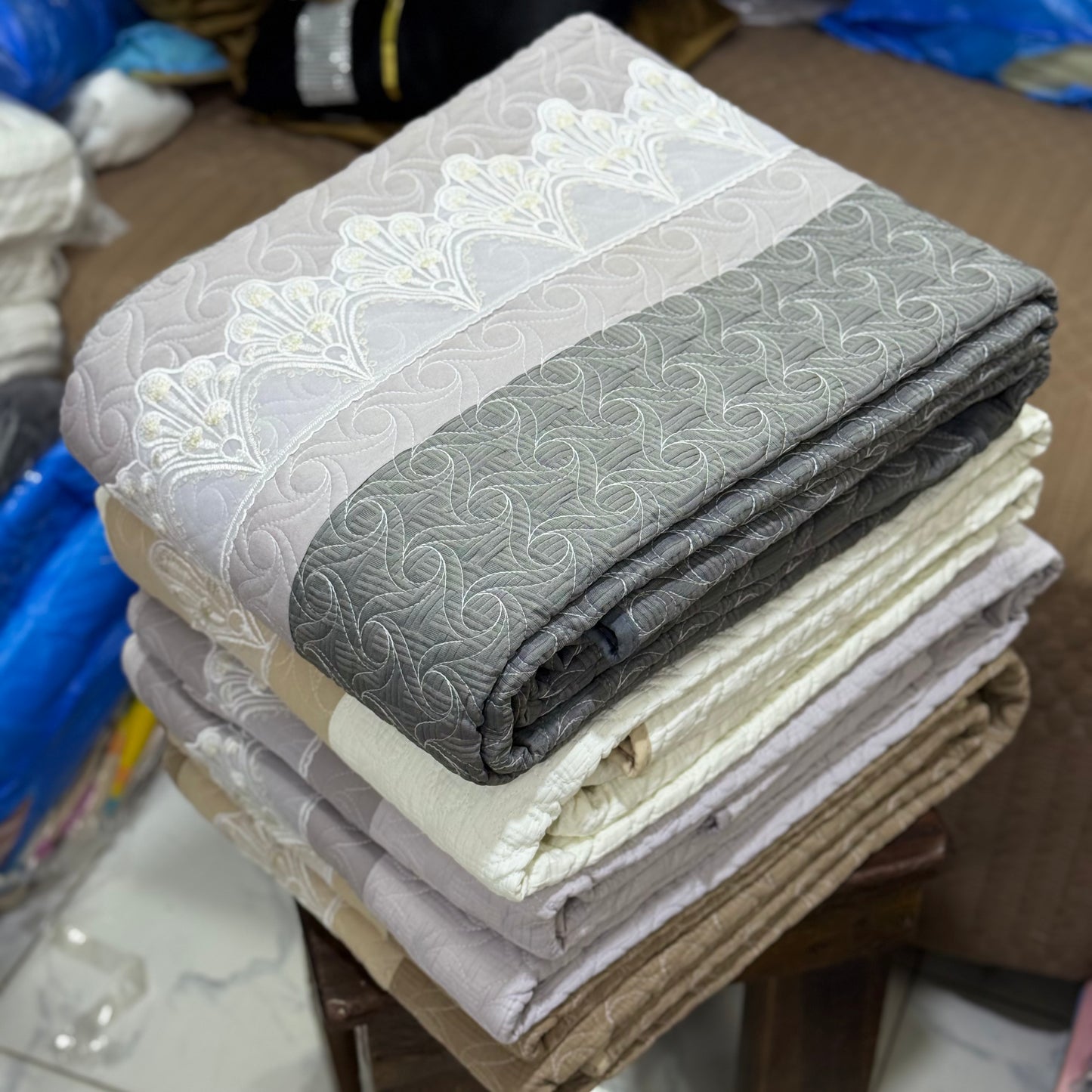 Luxury Cotton Bedspread (8x8)