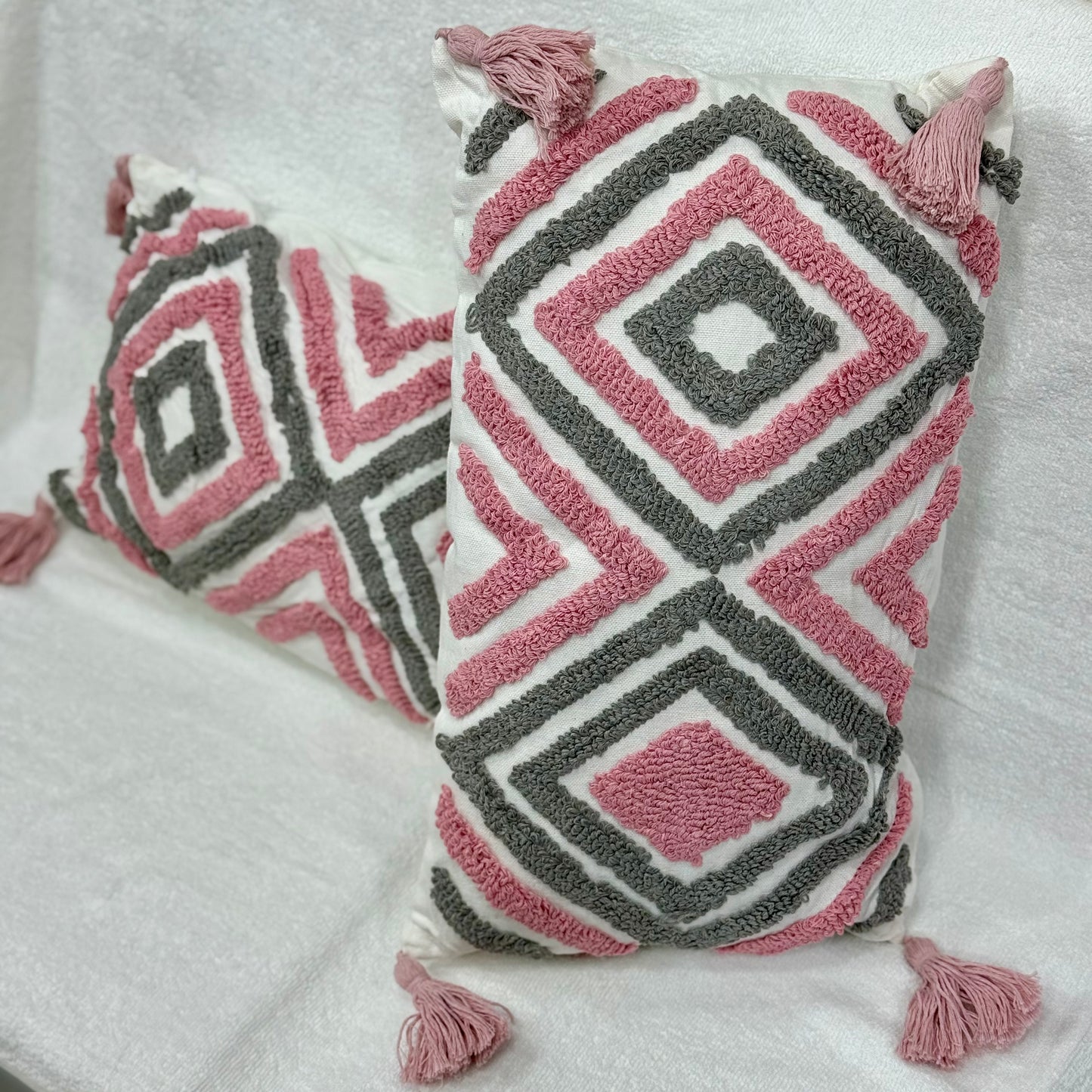 Nordic Lumbar Pillows