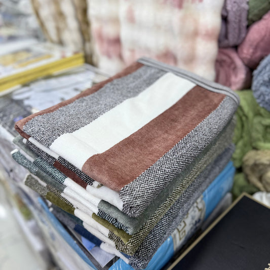 Stripped Velvet Towels